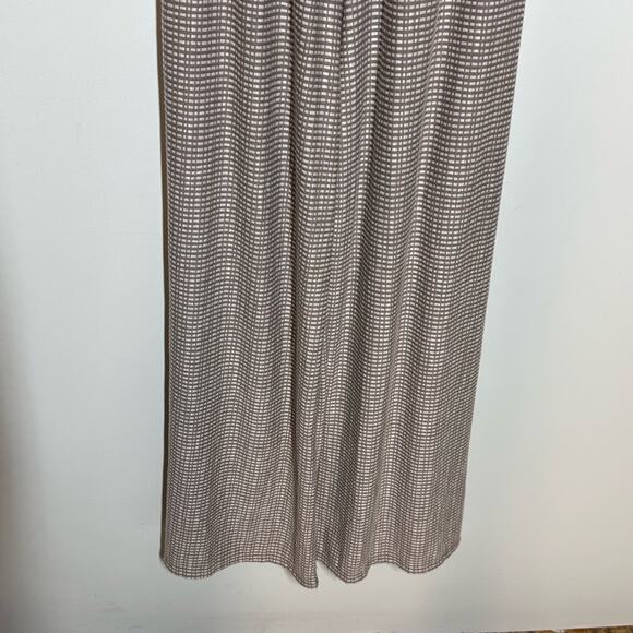 Tan And White V-Neck Lightweight Jumpsuit Sz M - Picture 6 of 8